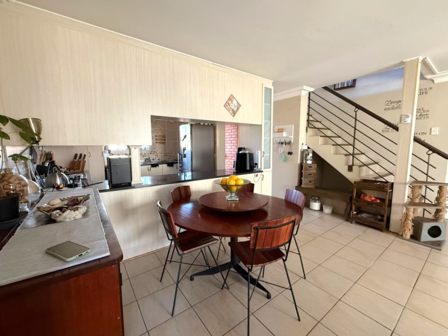 3 Bedroom Property for Sale in Universitas Free State